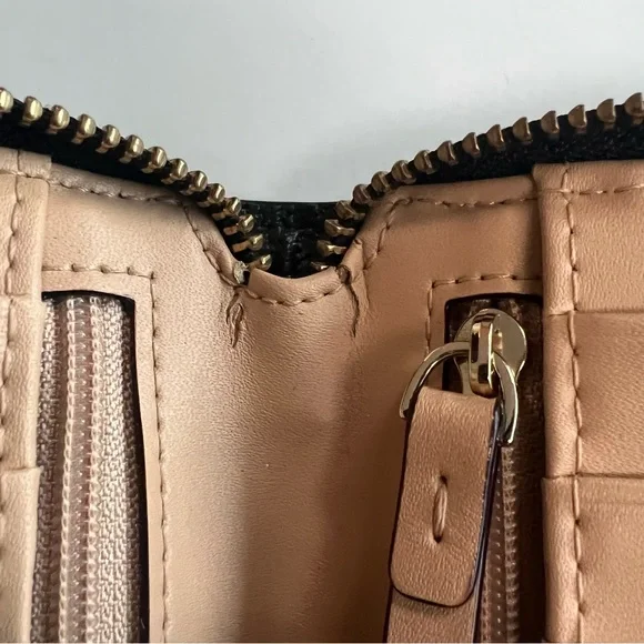 Kate spade Large zip Morgan around wallet passport holder travel clutch Black - Picture 10 of 12